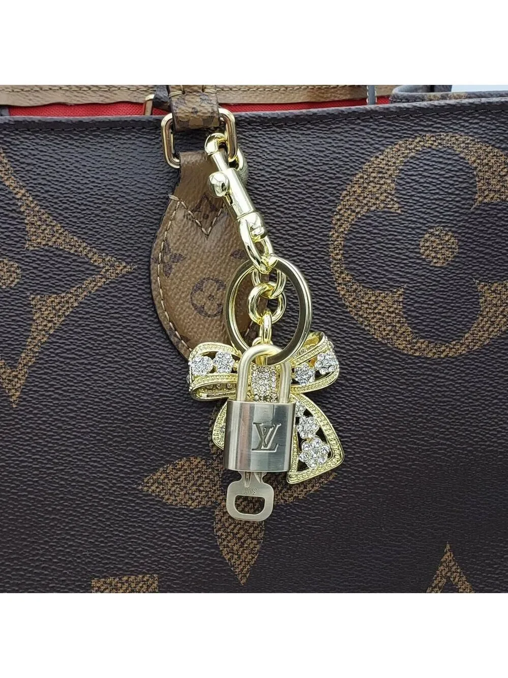 Authentic Louis Vuitton Lock & Key with Unbranded Ribbon Charm, Keychain